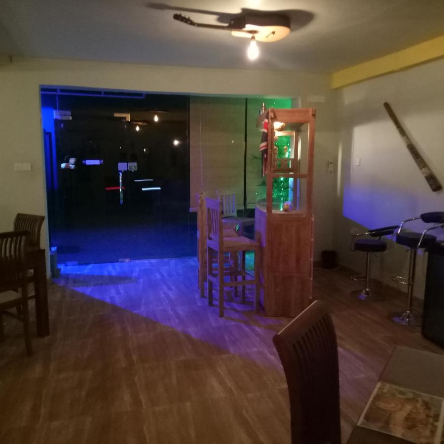 This Is It Airport Hotel And Restaurant Негомбо Экстерьер фото